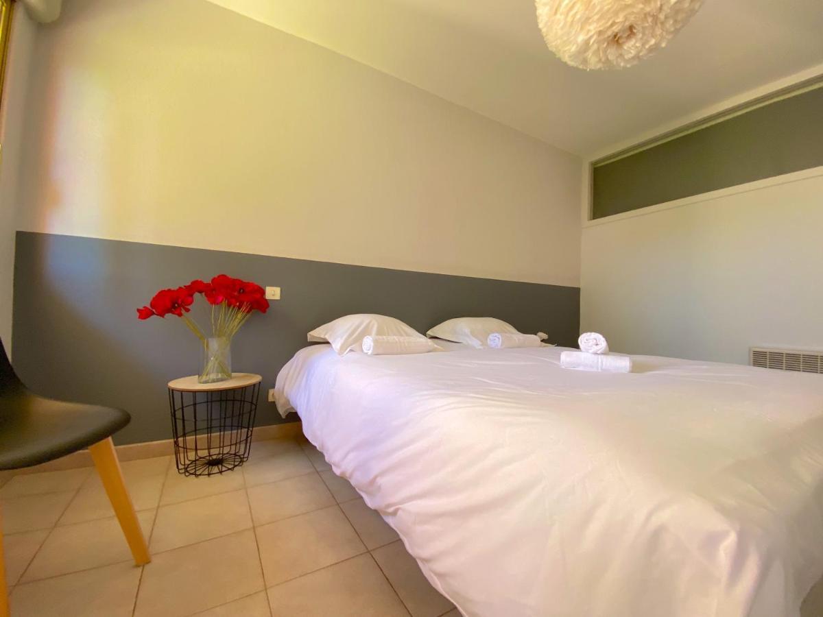 Grand T3 Avec Jardin Proche De La Mer Apartment Ajaccio (Corsica)